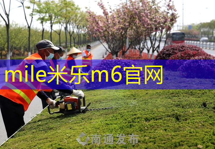 网球拍轻点好还是沉的好